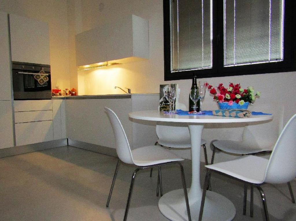 Le Suite Di Luna Rossella Bologna Exterior photo
